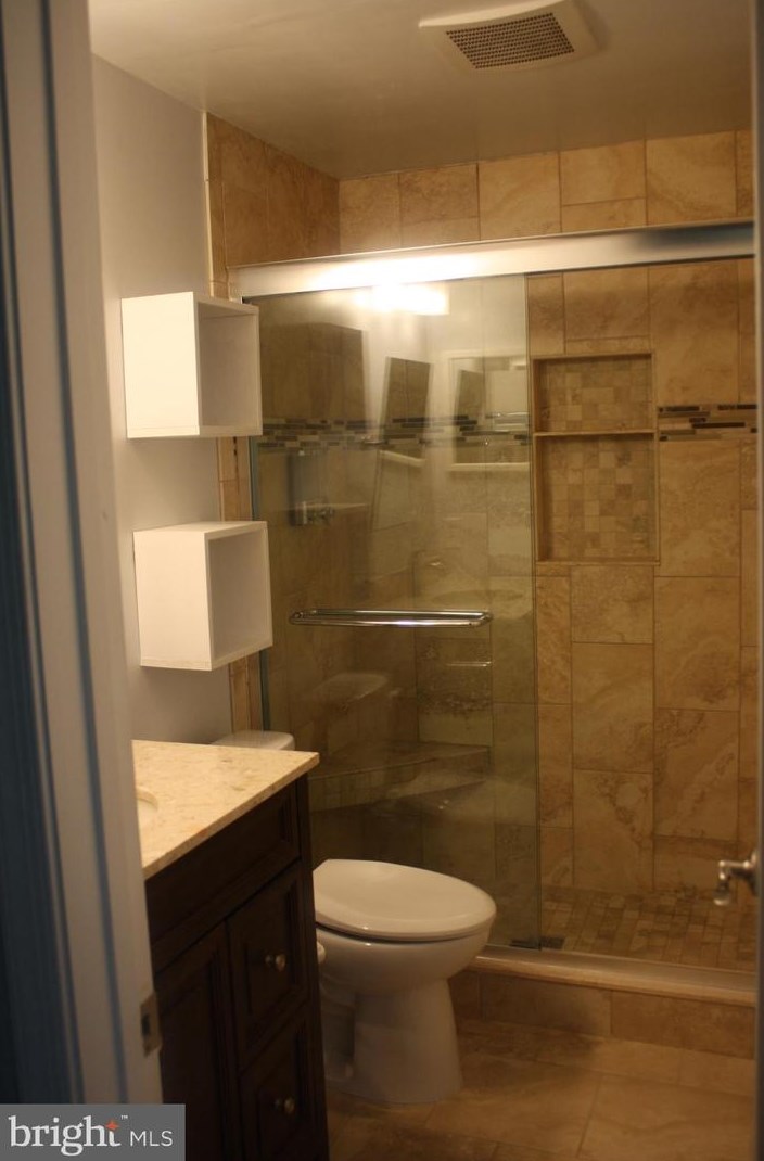 20 Capricorn Ct, Rockville MD 20855-2567 exterior