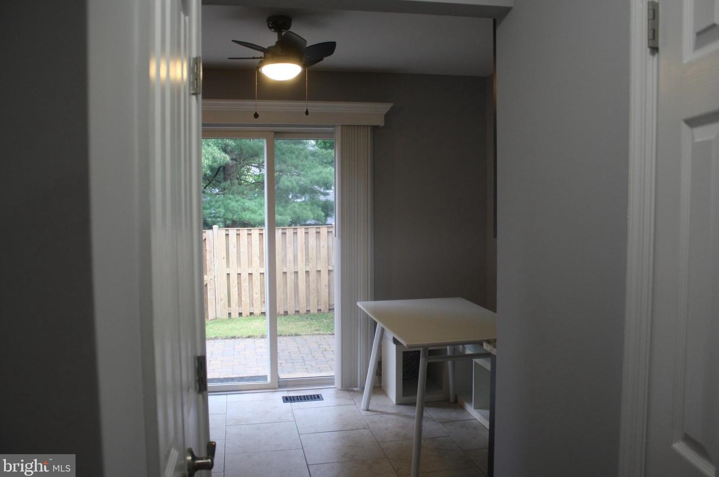 20 Capricorn Ct, Rockville MD 20855-2567 exterior