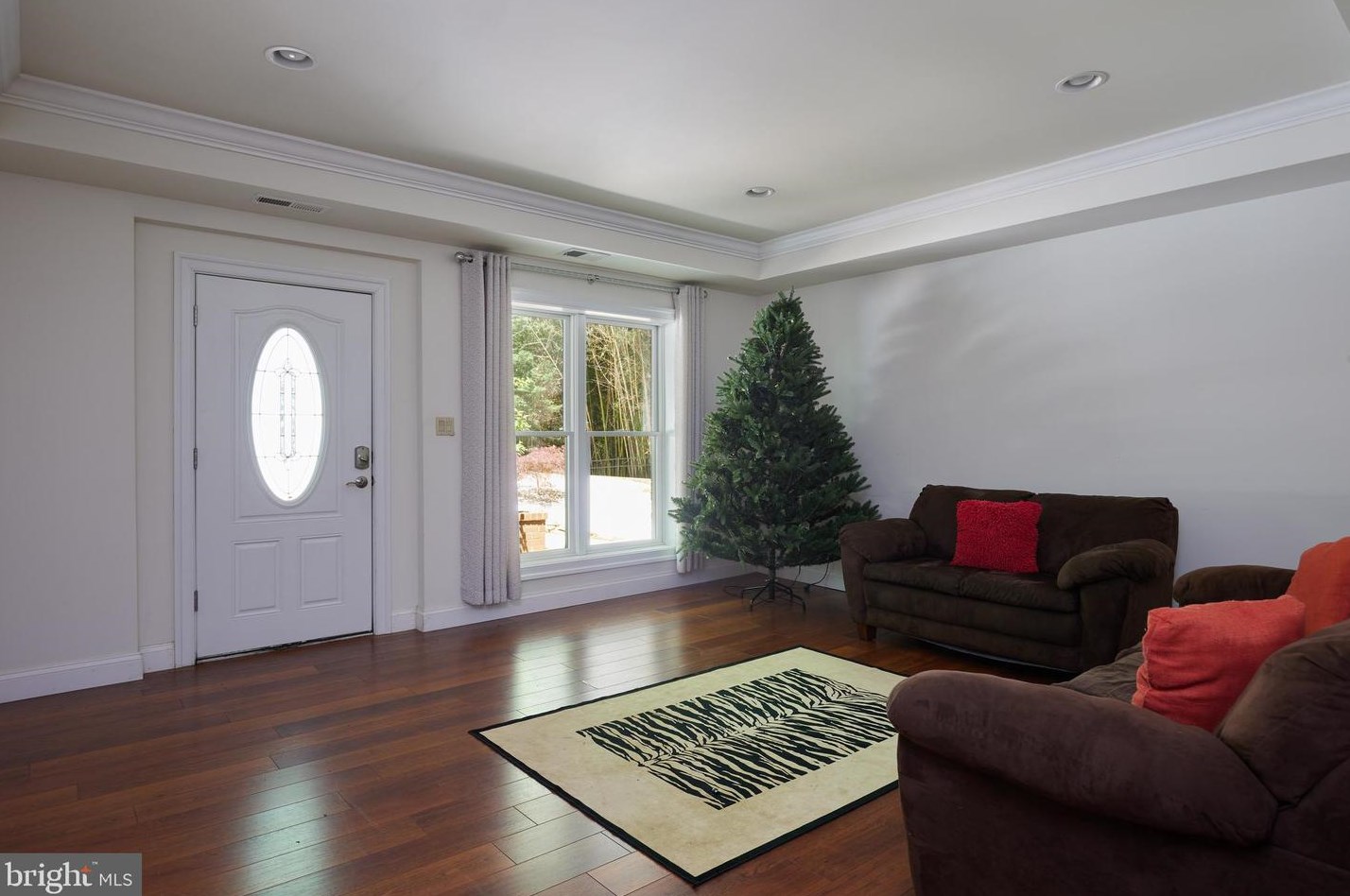 8505 Carlynn Dr, Bethesda MD 20817-4310 exterior