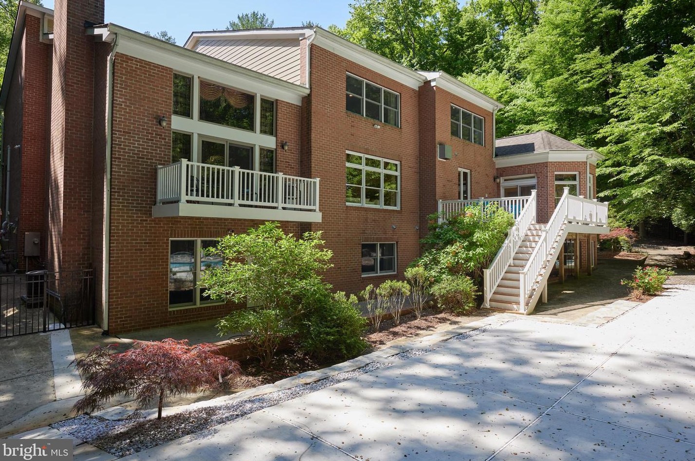 8505 Carlynn Dr, Bethesda MD 20817-4310 exterior