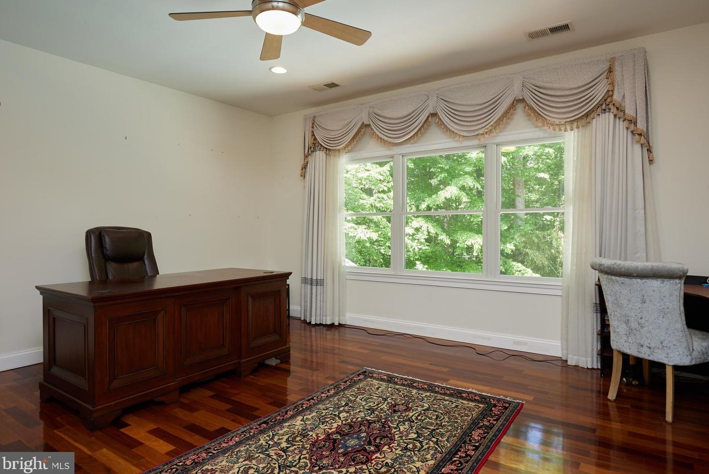 8505 Carlynn Dr, Bethesda MD 20817-4310 exterior