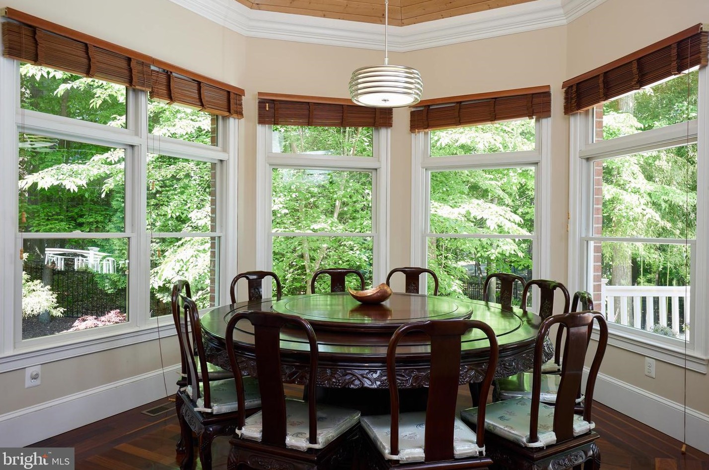 8505 Carlynn Dr, Bethesda MD 20817-4310 exterior