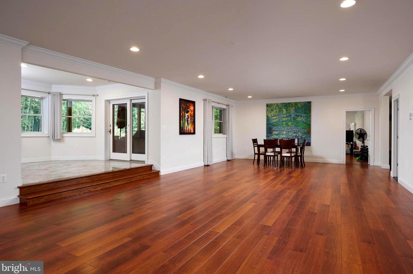 8505 Carlynn Dr, Bethesda MD 20817-4310 exterior