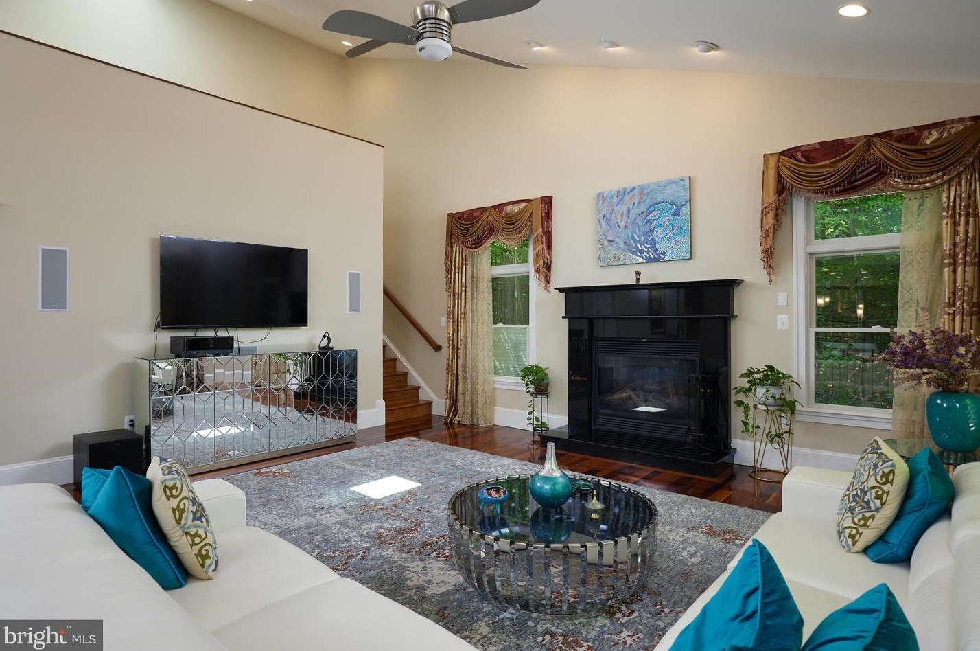 8505 Carlynn Dr, Bethesda MD 20817-4310 exterior