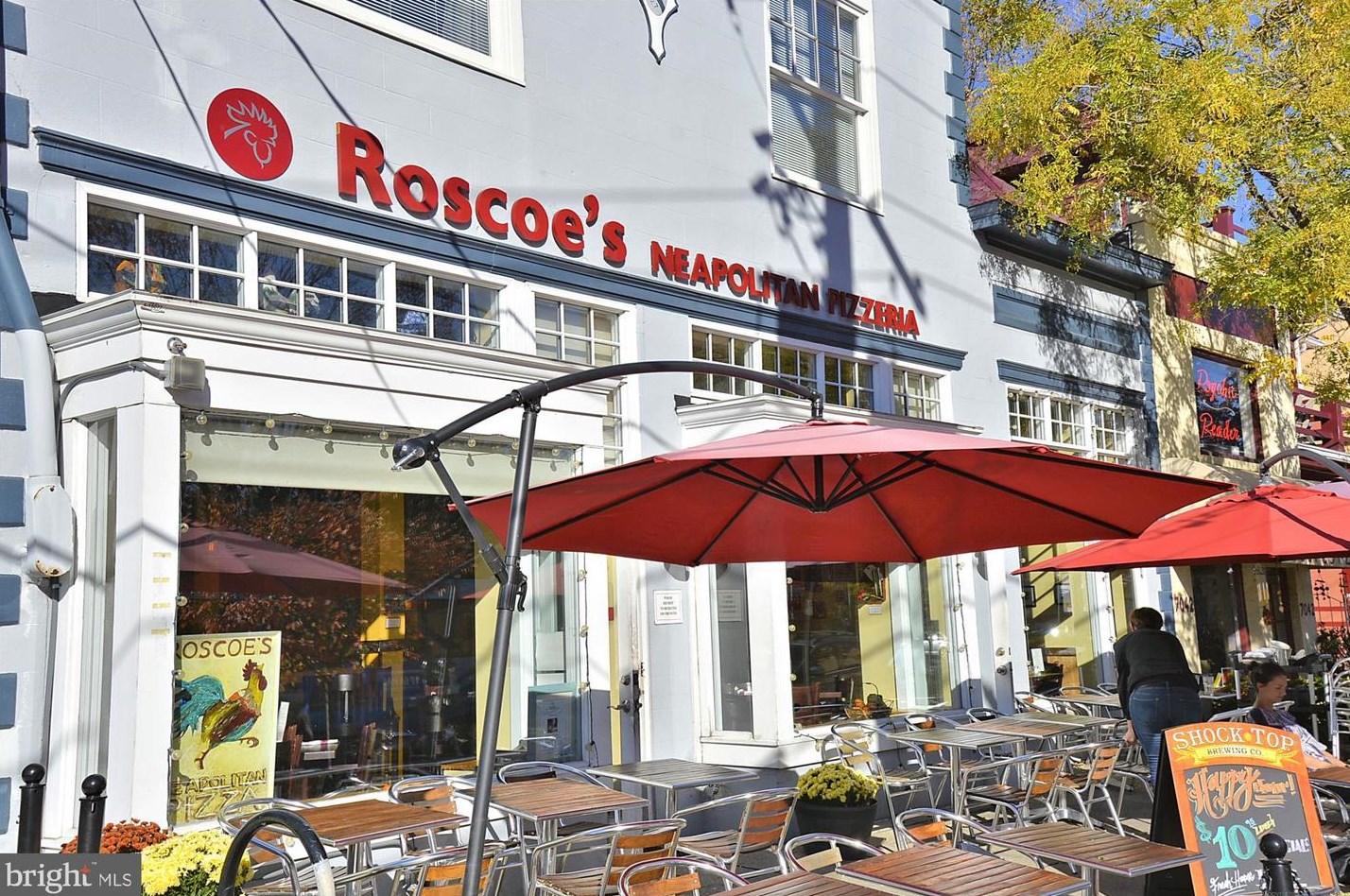 7902 Glenside Dr, Silver Spring MD 20912-7327 exterior