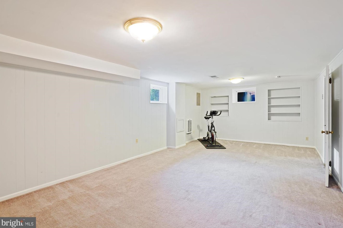 2302 Eccleston St, Silver Spring MD 20902-4830 exterior