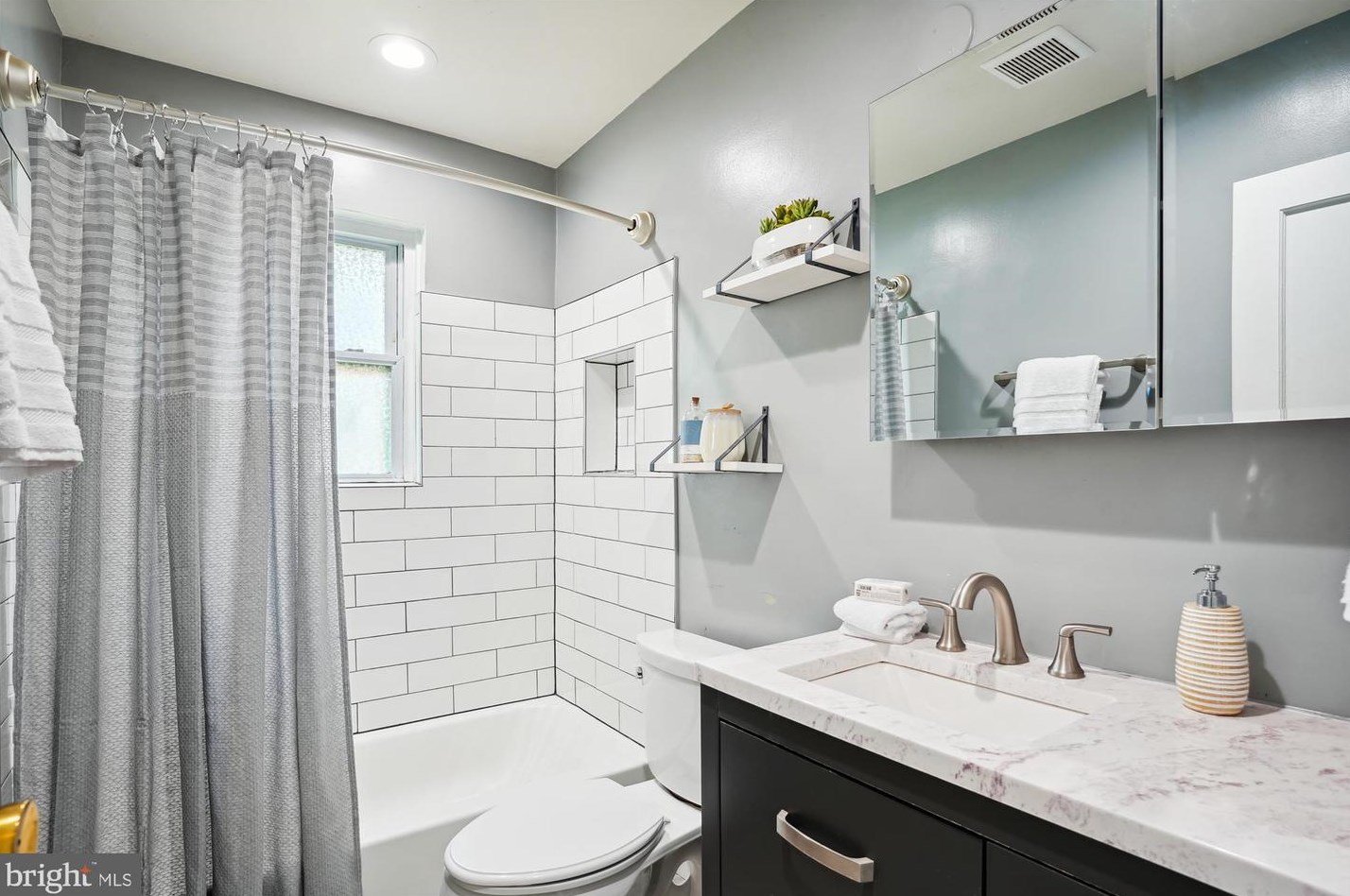 2302 Eccleston St, Silver Spring MD 20902-4830 exterior