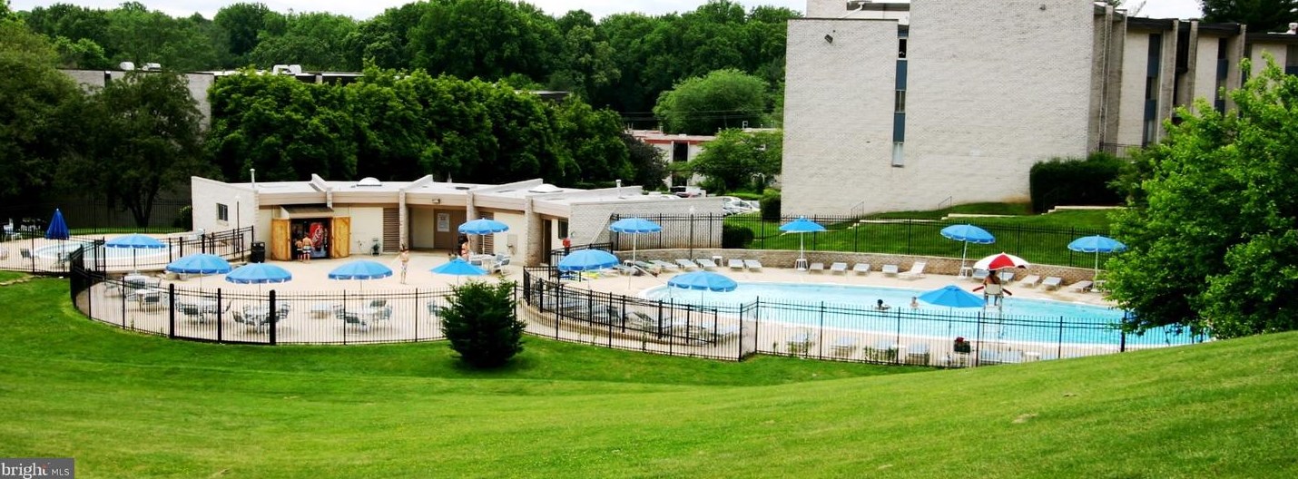 5574 Burnside Dr, Rockville MD  20853-2461 exterior