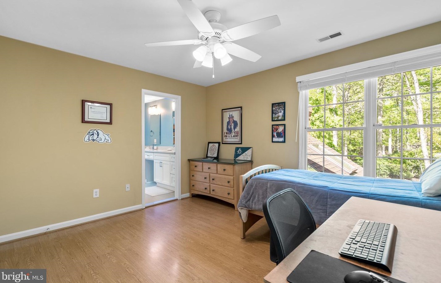 13200 Jasmine Hill Ter, Rockville MD 20850-3665 exterior