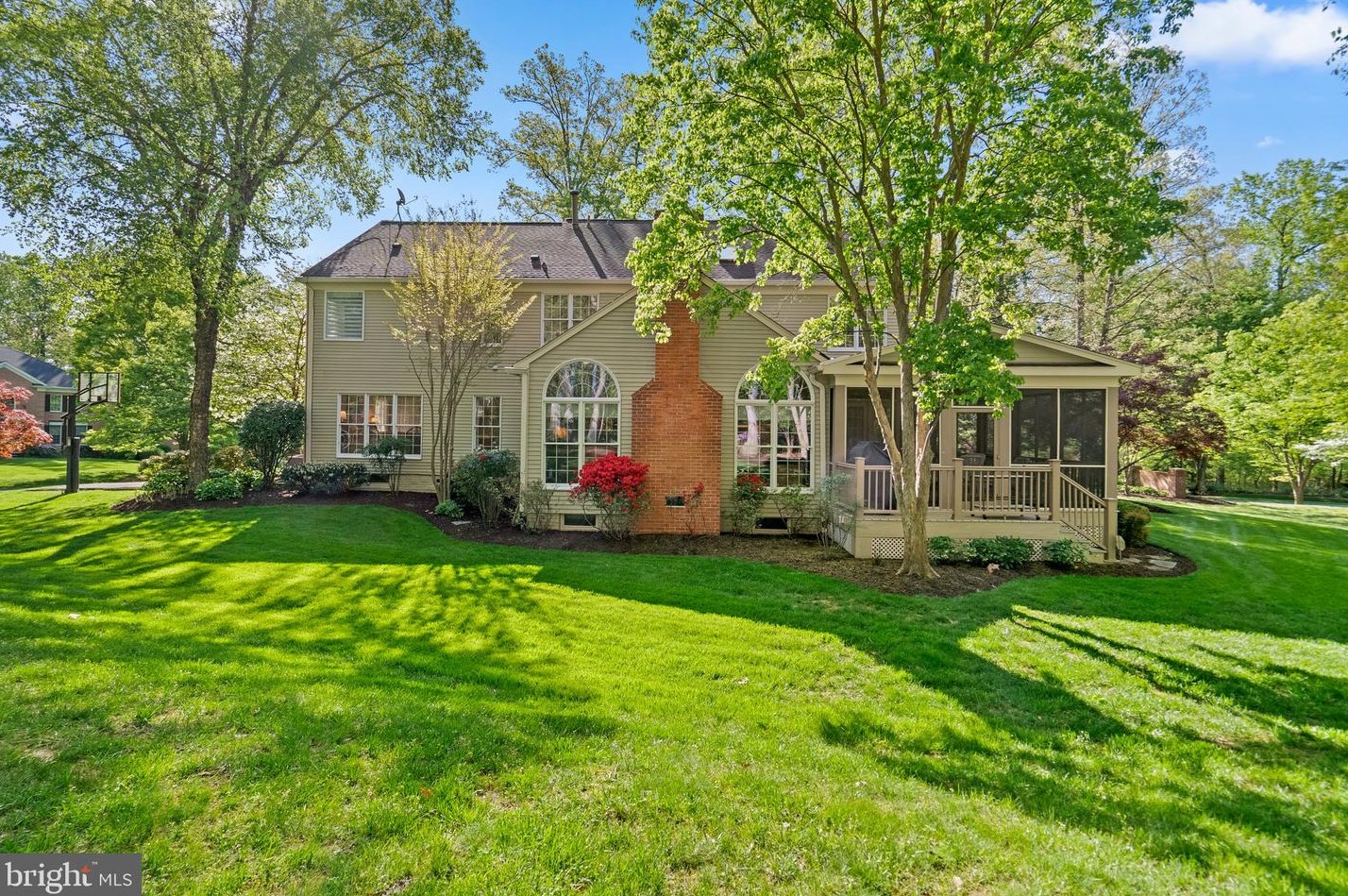 13200 Jasmine Hill Ter, Rockville MD 20850-3665 exterior