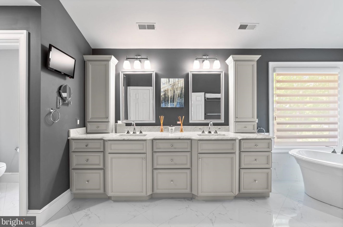 13200 Jasmine Hill Ter, Rockville MD 20850-3665 exterior