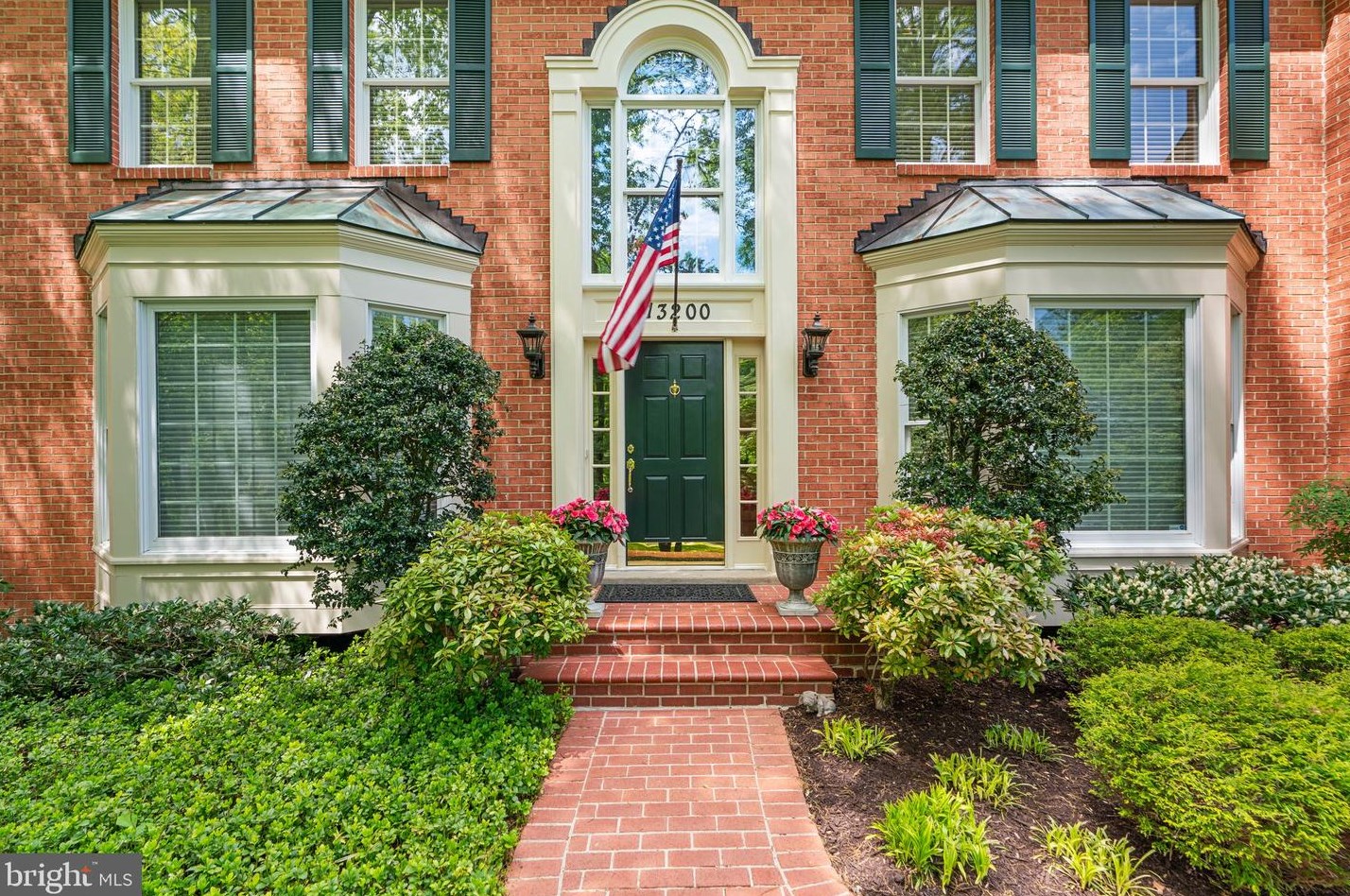 13200 Jasmine Hill Ter, Rockville MD 20850-3665 exterior