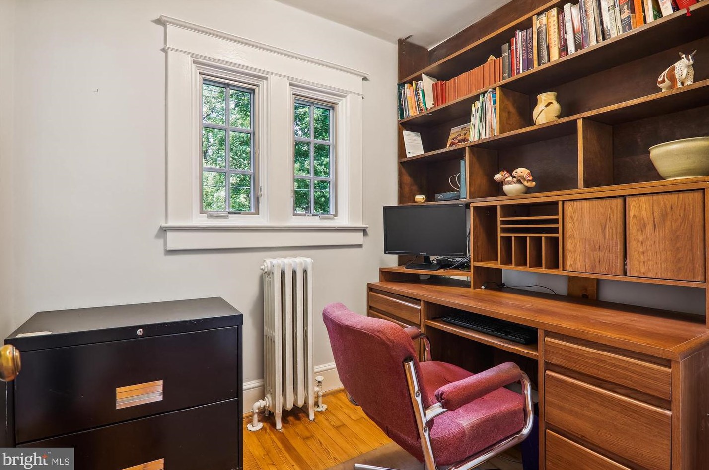 1408 Highland Dr, Silver Spring MD 20910-1524 exterior