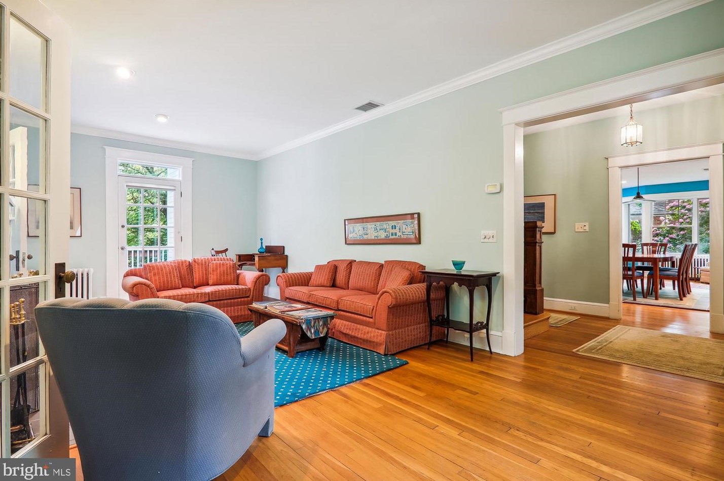 1408 Highland Dr, Silver Spring MD 20910-1524 exterior