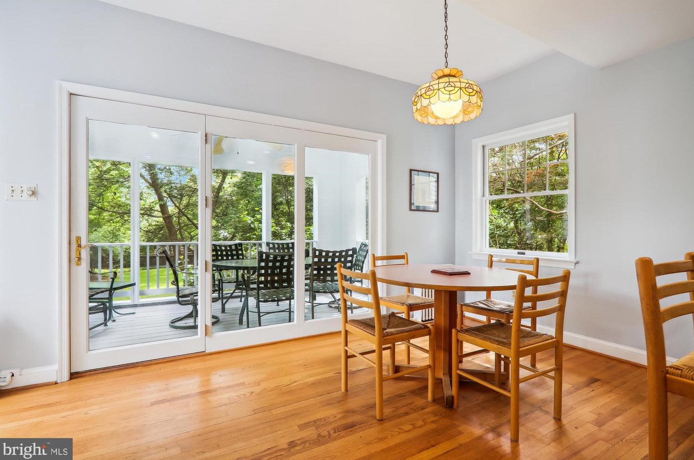 1408 Highland Dr, Silver Spring MD 20910-1524 exterior