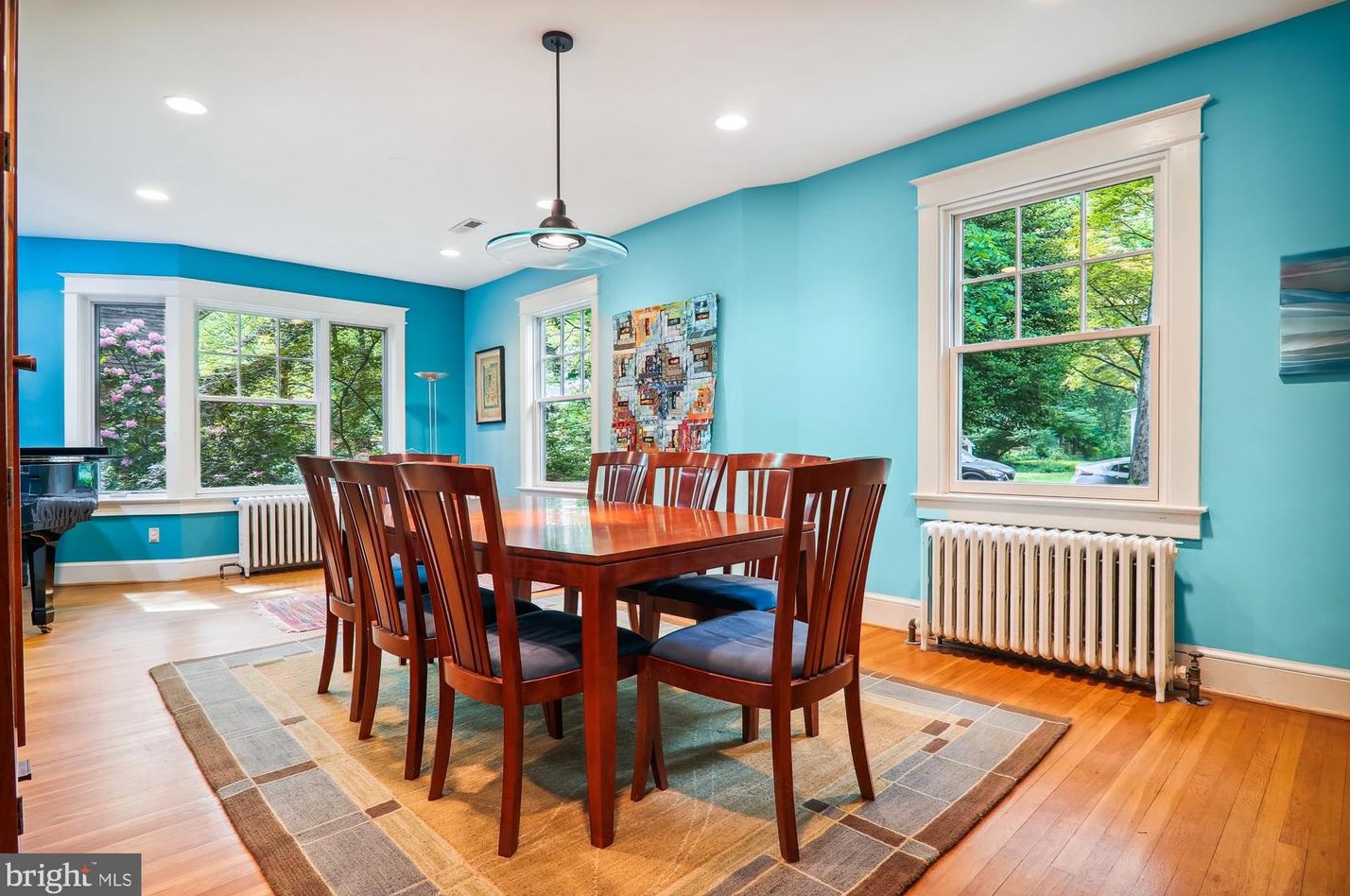 1408 Highland Dr, Silver Spring MD 20910-1524 exterior