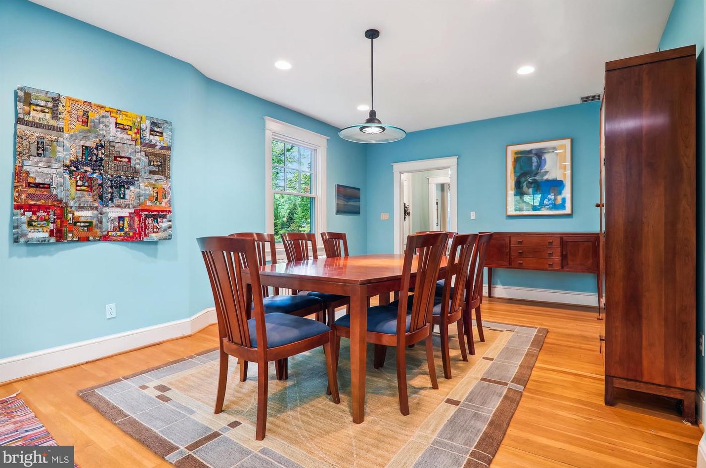 1408 Highland Dr, Silver Spring MD 20910-1524 exterior