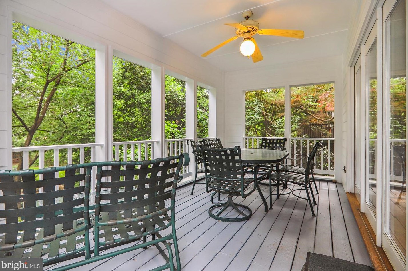 1408 Highland Dr, Silver Spring MD 20910-1524 exterior