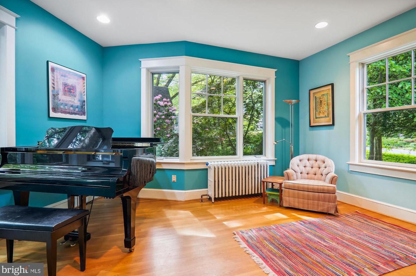 1408 Highland Dr, Silver Spring MD 20910-1524 exterior