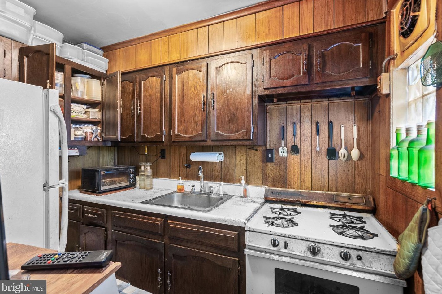 8518 11th Ave, Silver Spring MD 20903-3204 exterior