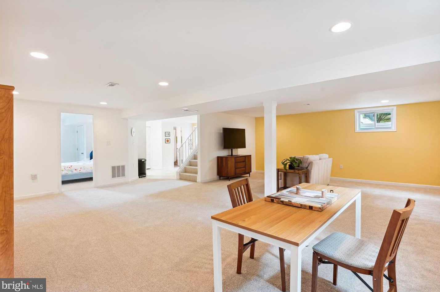 11012 Lombardy Rd, Silver Spring MD 20901-1637 exterior