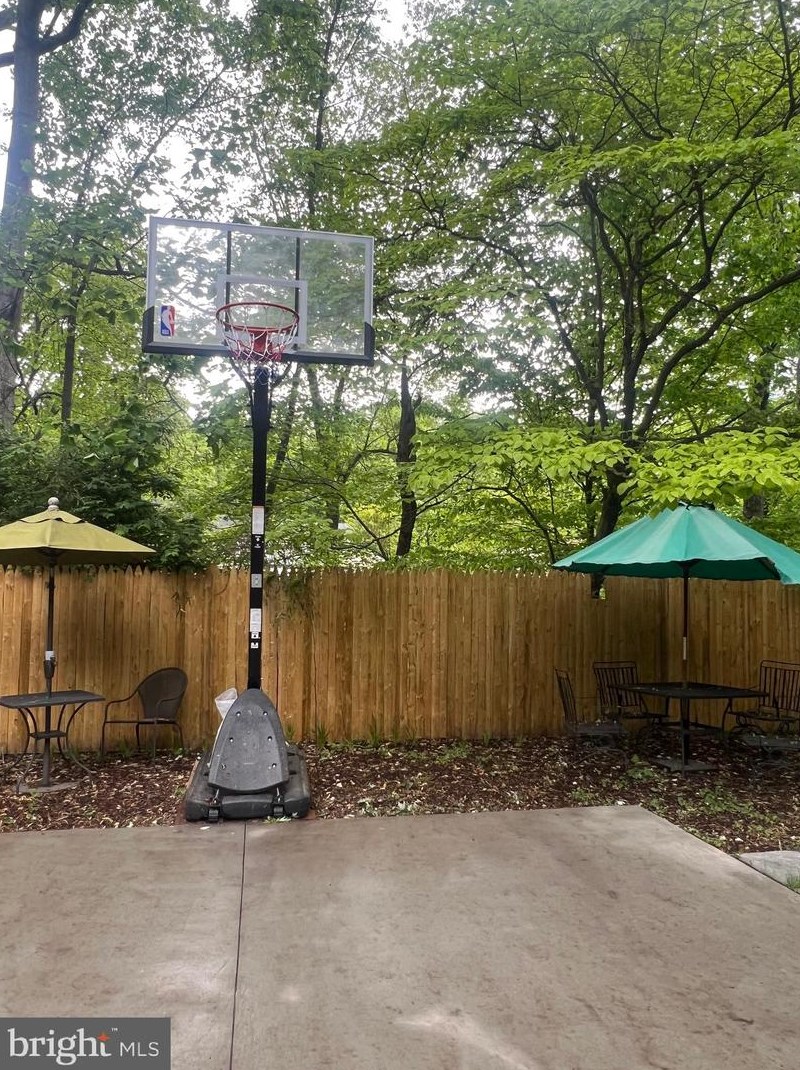 3113 Verona Ct, Silver Spring MD exterior