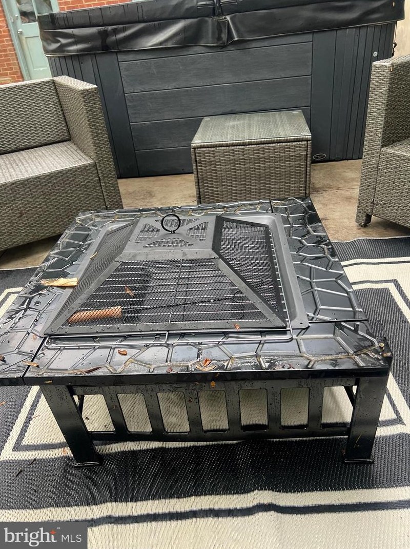 3113 Verona Ct, Silver Spring MD exterior