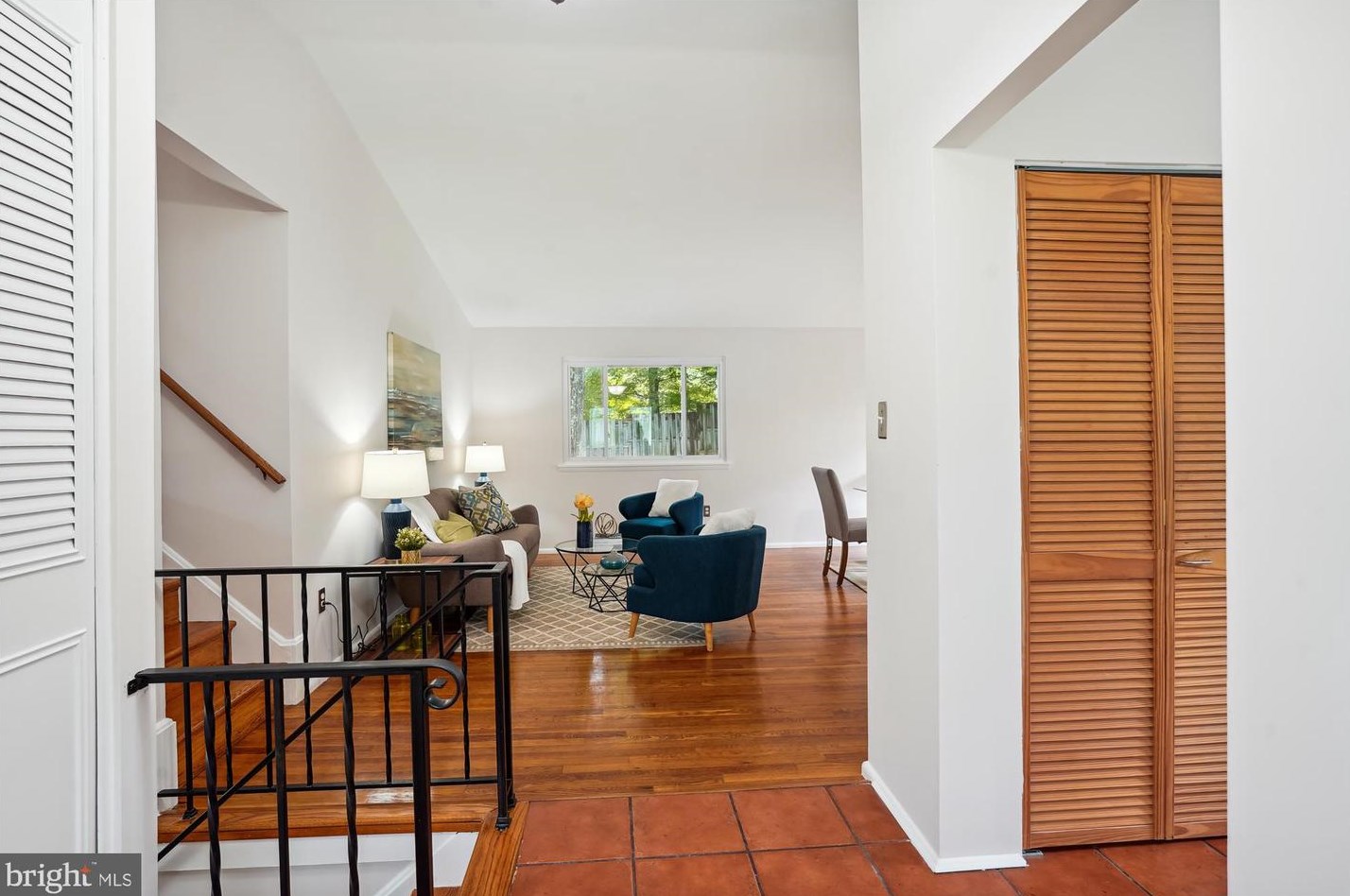 14019 Congress Dr, Rockville MD 20853-2637 exterior