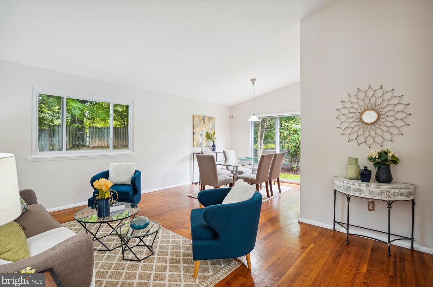 14019 Congress Dr, Rockville MD 20853-2637 exterior