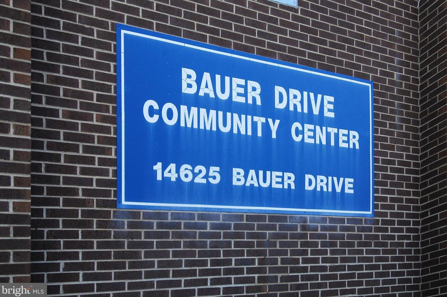 14019 Congress Dr, Rockville MD 20853-2637 exterior