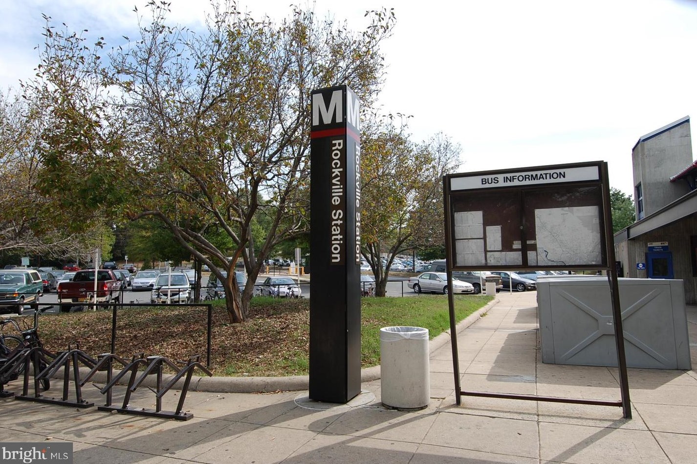 14019 Congress Dr, Rockville MD 20853-2637 exterior