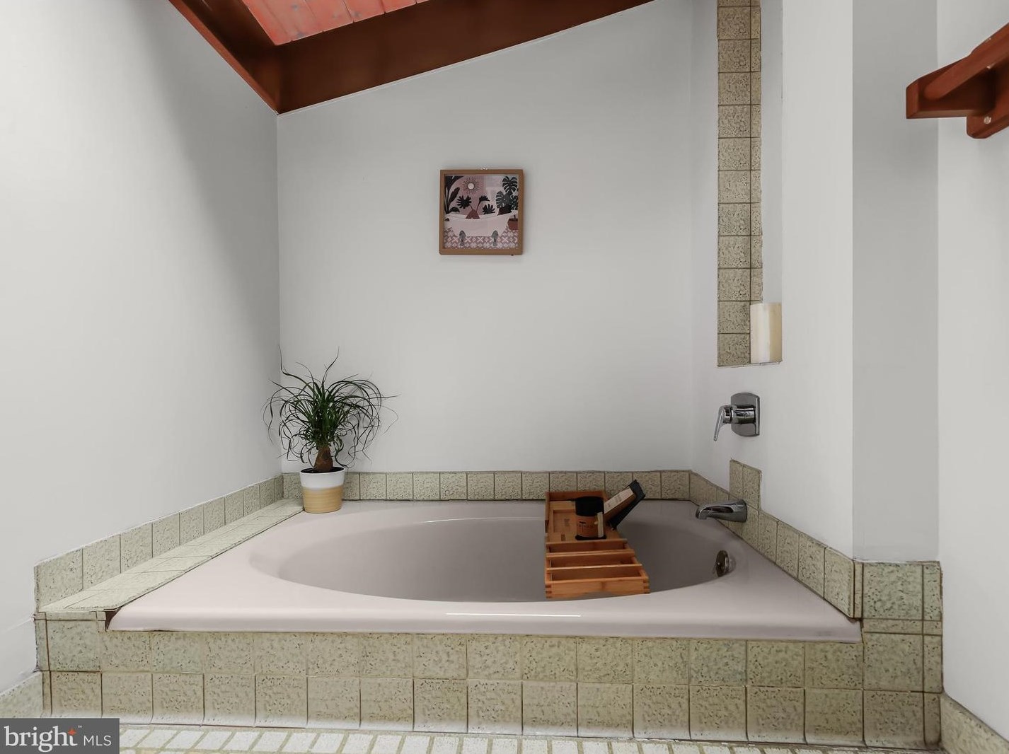 1809 Gamewell Rd, Silver Spring MD 20905-5117 exterior