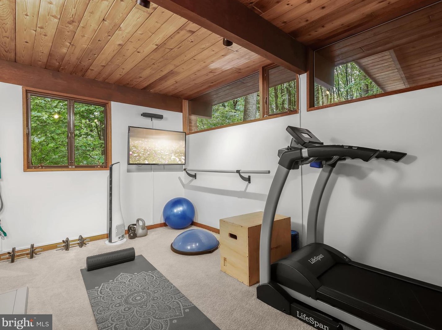 1809 Gamewell Rd, Silver Spring MD 20905-5117 exterior