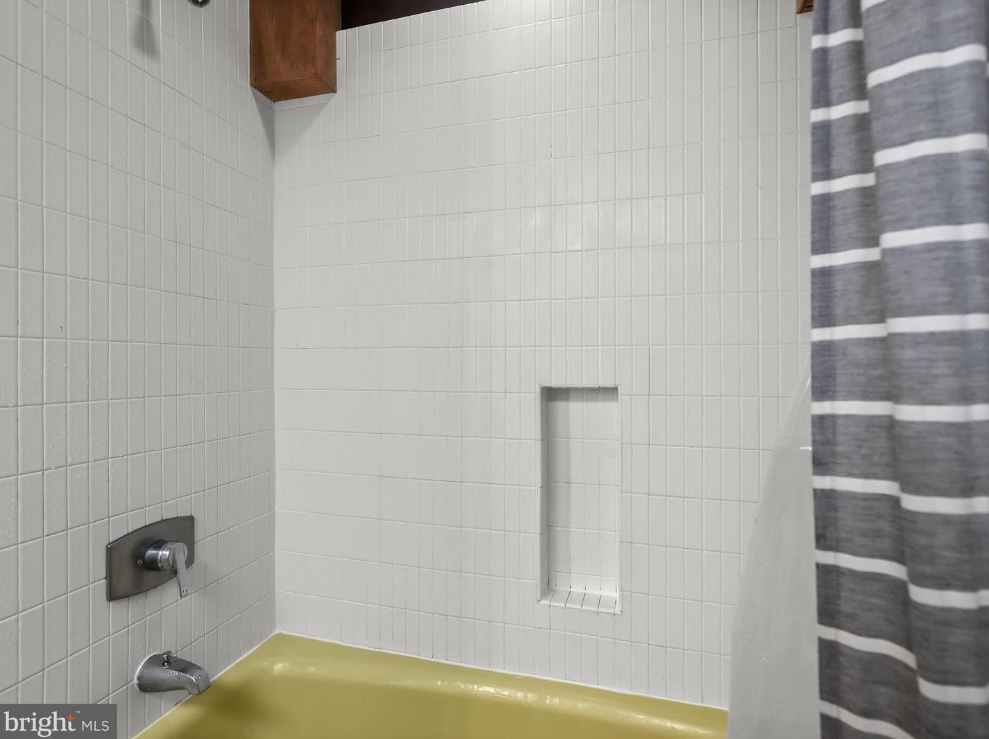 1809 Gamewell Rd, Silver Spring MD 20905-5117 exterior