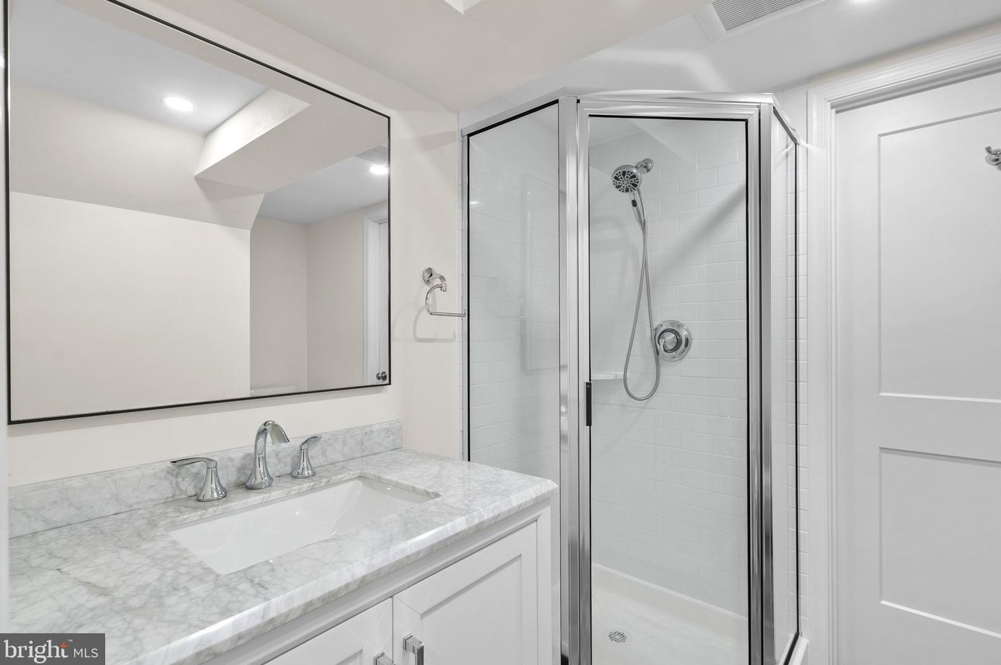 252 Whitmoor Ter, Silver Spring MD 20901-1523 exterior