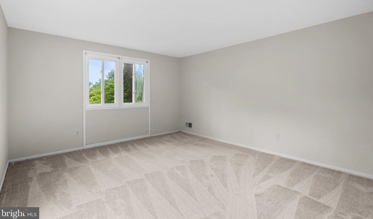 19167 Stedwick Dr, Gaithersburg MD 20886-3954 exterior