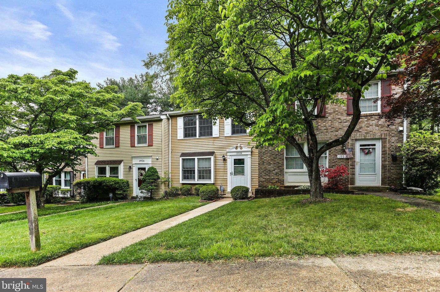 19928 Wheelwright Dr, Gaithersburg MD 20886-1047 exterior