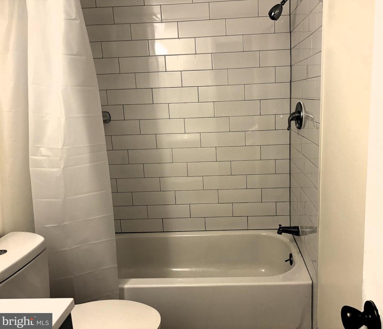 19062 Mills Choice Rd, Gaithersburg MD  20886-3815 exterior