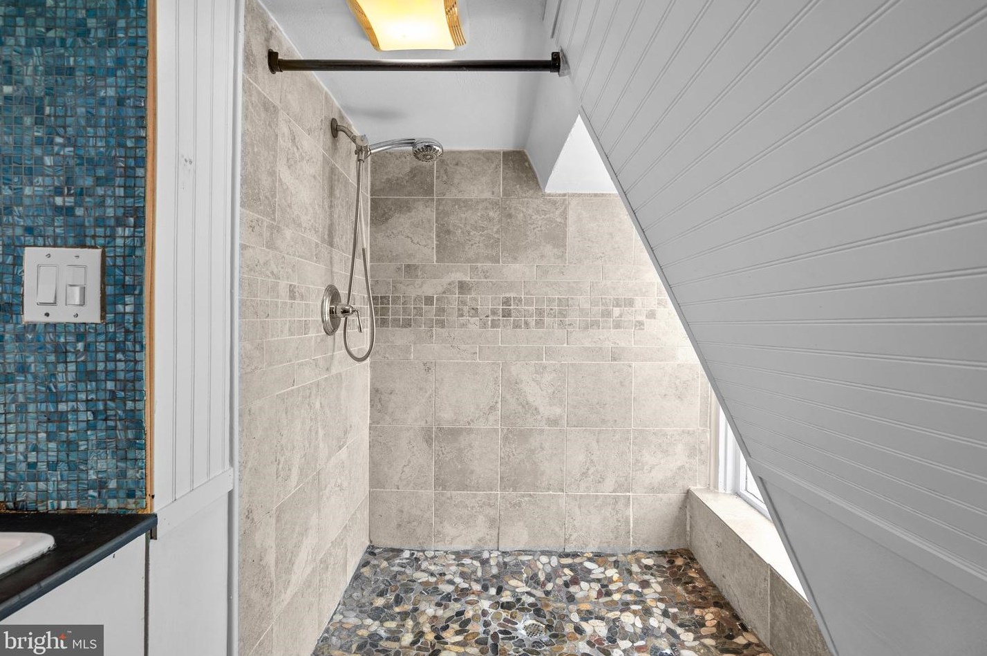 1102 Edgevale Rd, Silver Spring MD 20910-1612 exterior