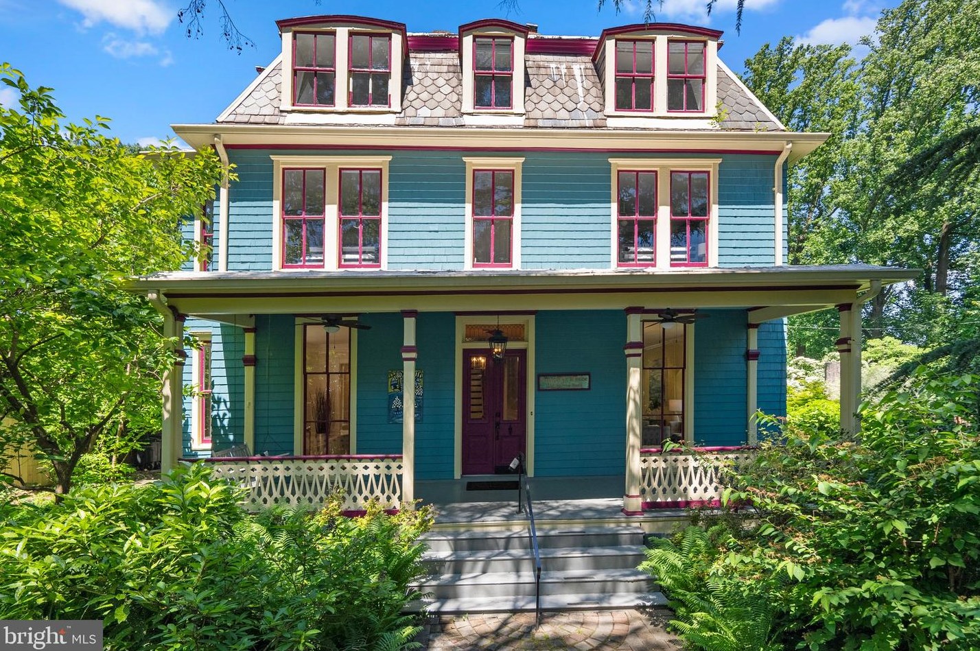 1102 Edgevale Rd, Silver Spring MD 20910-1612 exterior