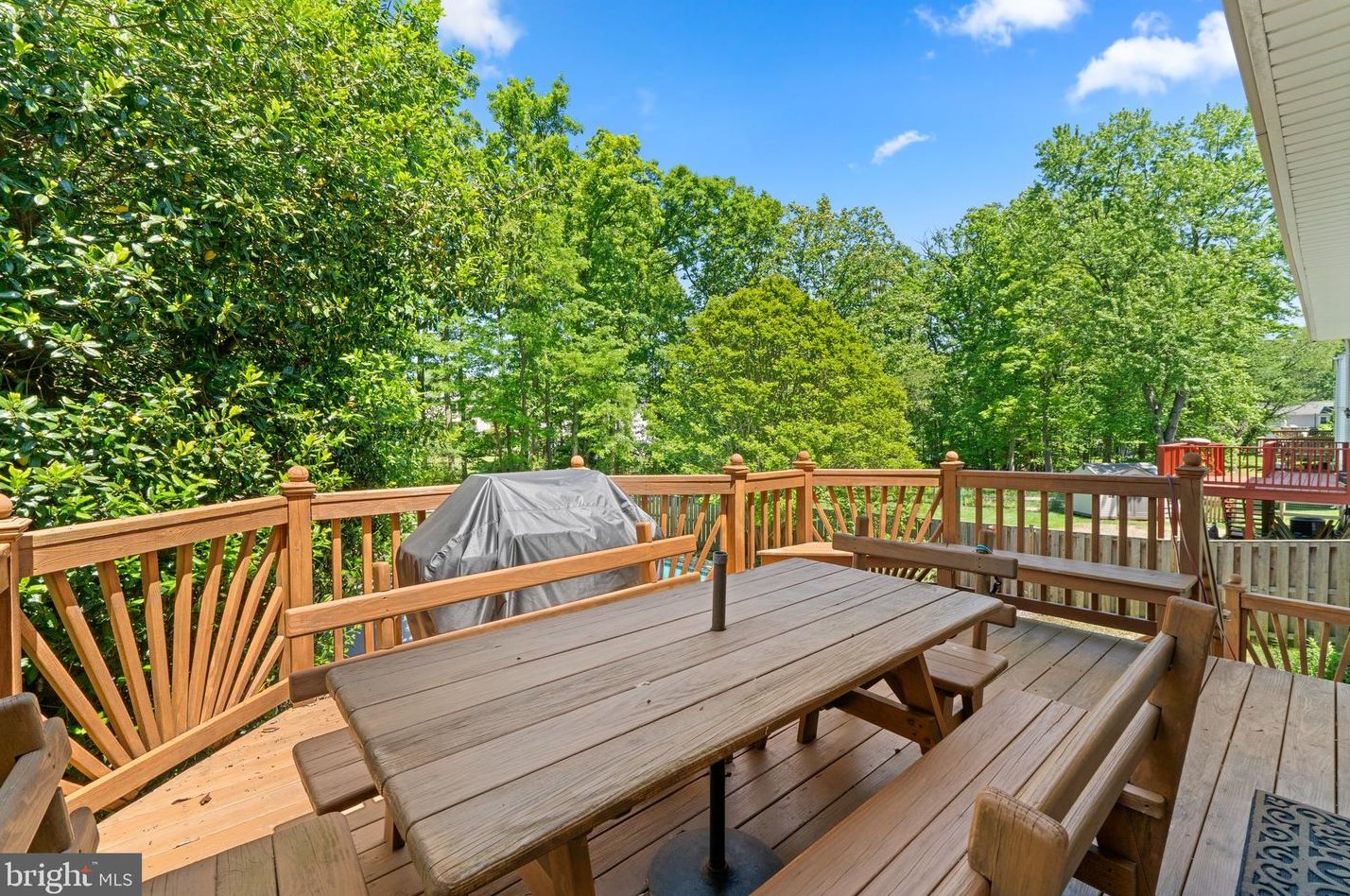 8209 Langport Ter, Gaithersburg MD 20877-1199 exterior