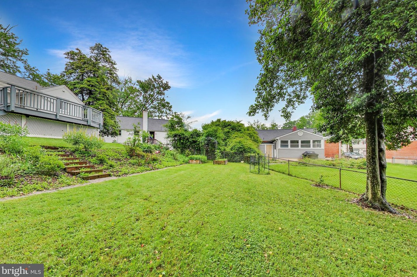 12602 Gould Rd, Silver Spring MD 20906-3827 exterior