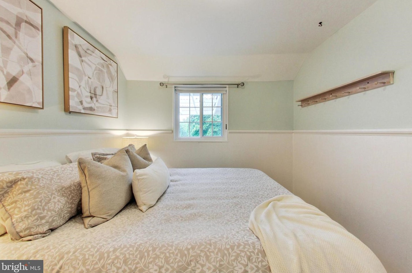 12602 Gould Rd, Silver Spring MD 20906-3827 exterior