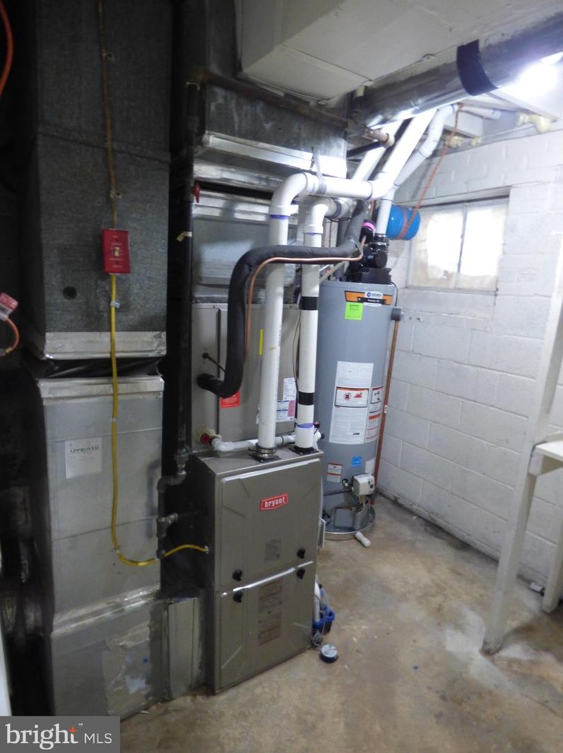 3307 Kayson St, Silver Spring MD 20906-3942 exterior