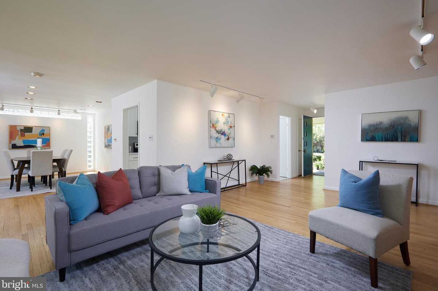 4901 Falstone Ave, Bethesda MD 20815-5539 exterior