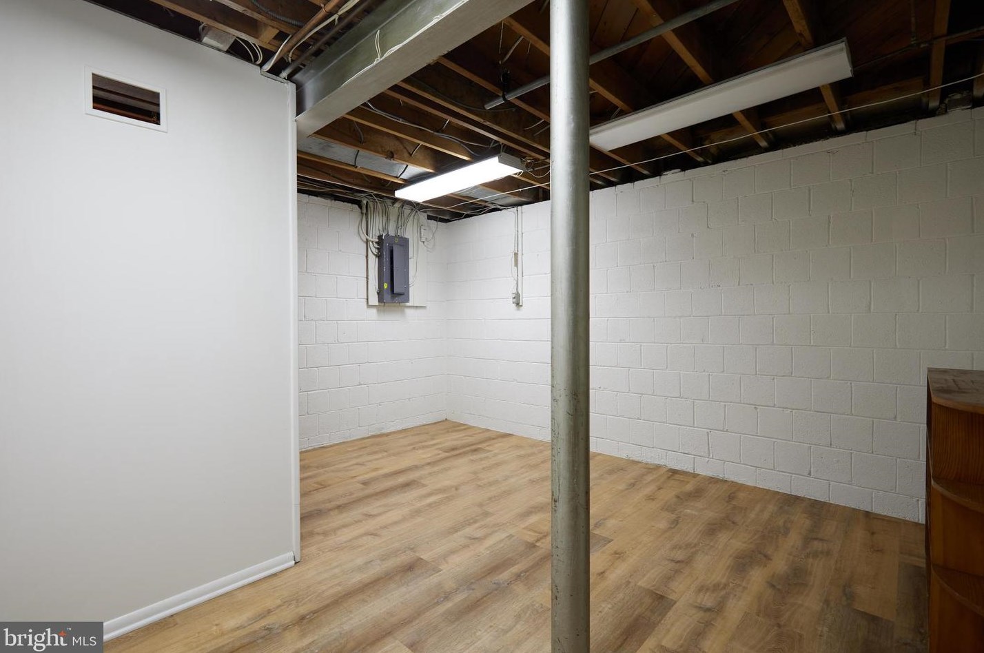 4901 Falstone Ave, Bethesda MD 20815-5539 exterior