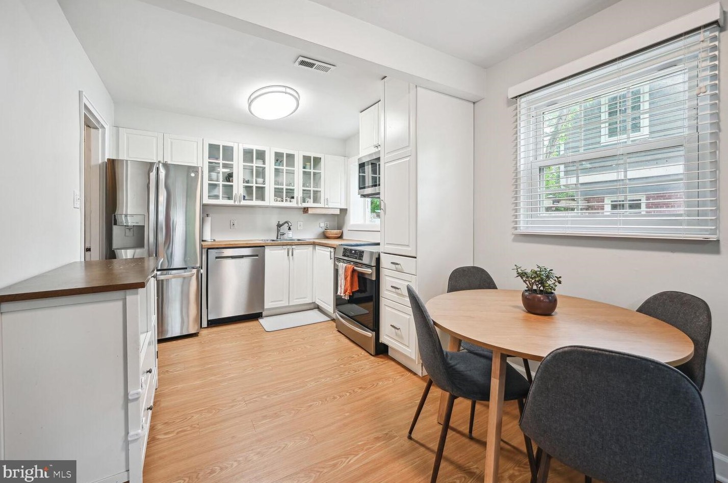 12613 Farnell Dr, Silver Spring MD 20906-3873 exterior