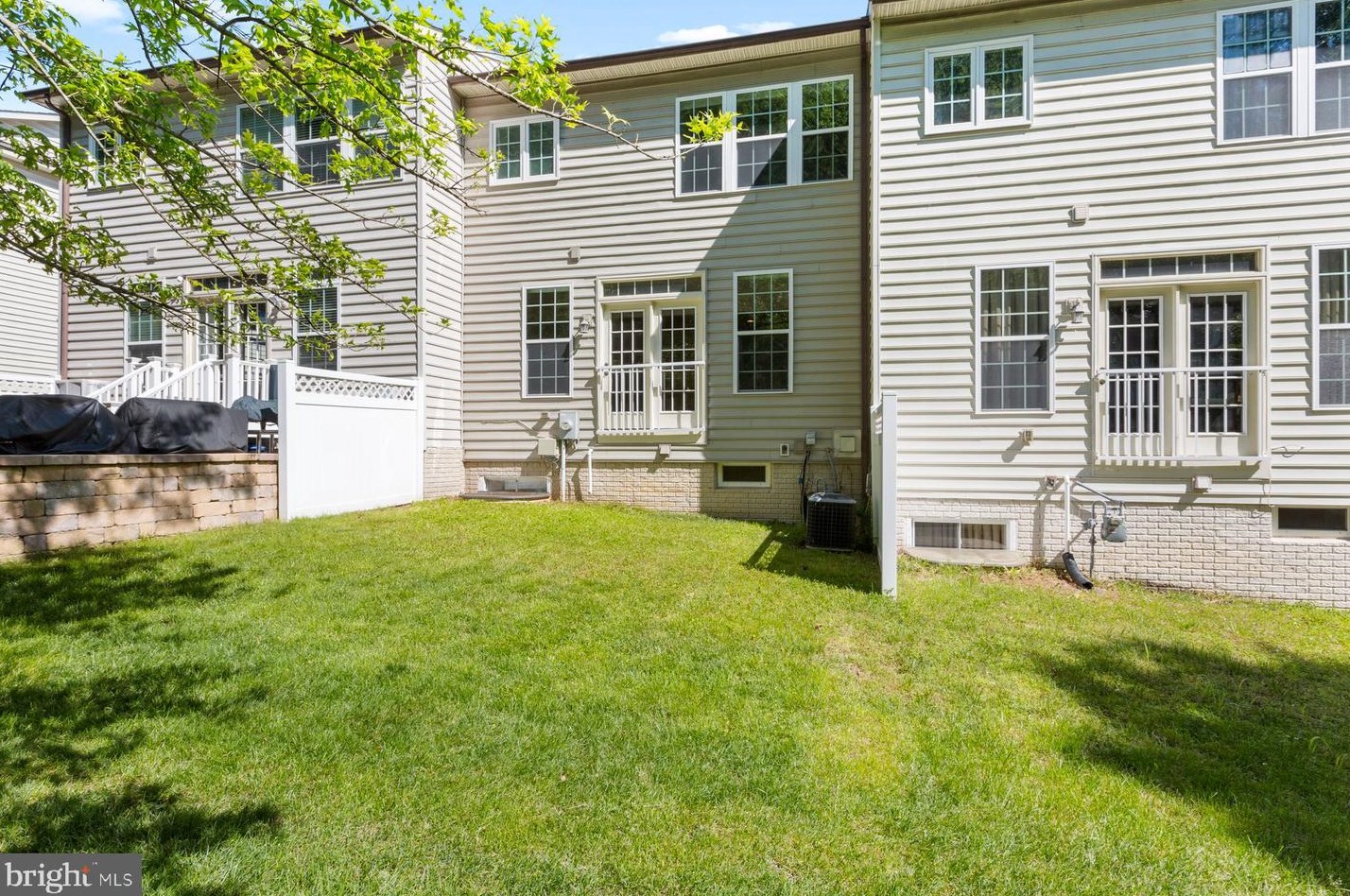 1751 Chiswick Ct, Silver Spring MD 20906-1633 exterior