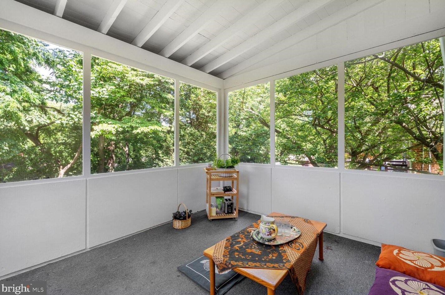 10621 Eastwood Ave, Silver Spring MD 20901-1728 exterior