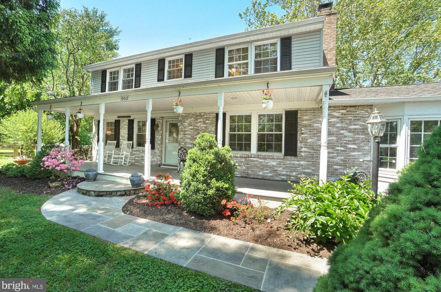 19012 Shannon Way, Poolesville MD  20837-2144 exterior